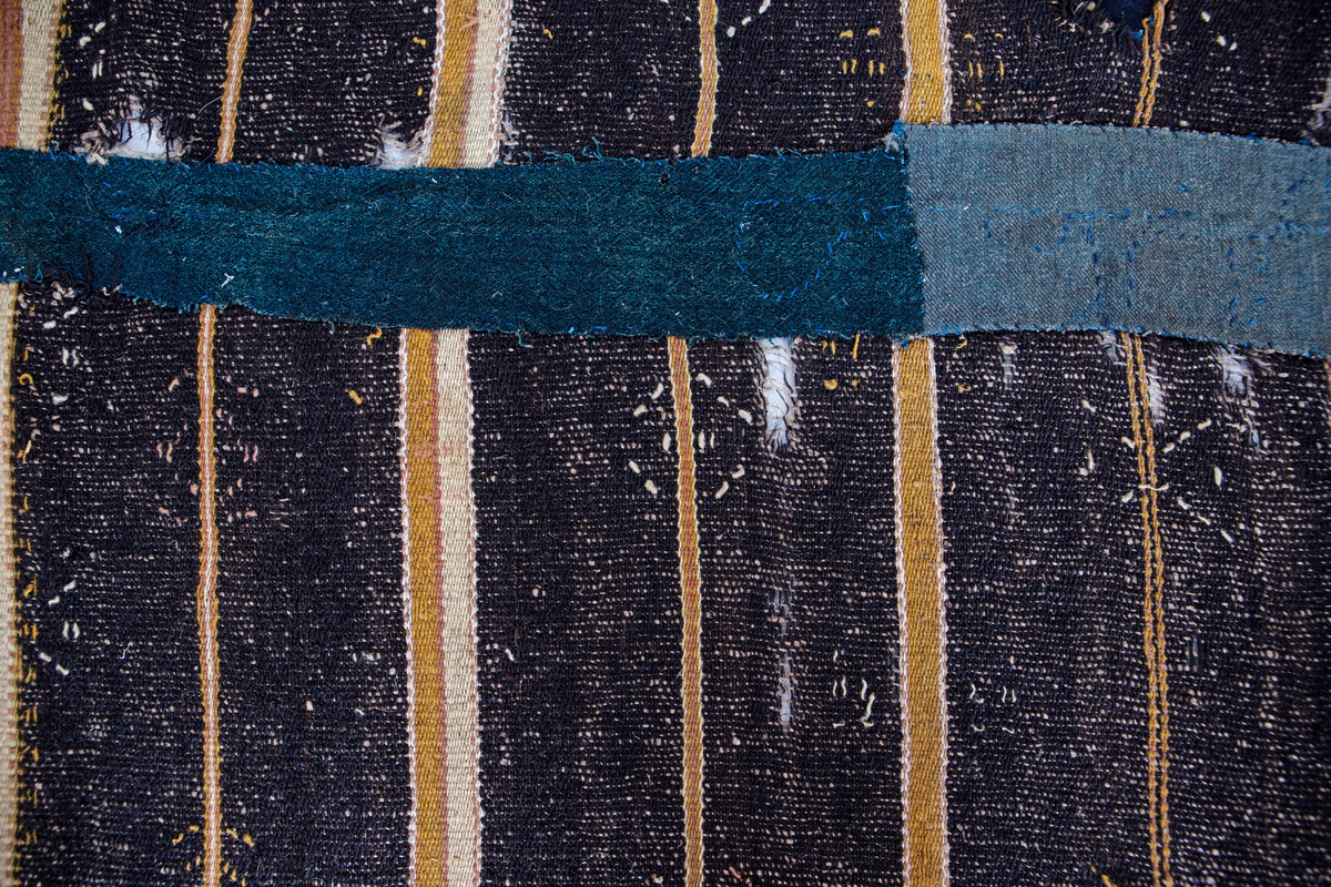 Original
Från B. Gyllenhammars bygdeutställningar. 
Härkomst: Okänt

Reg. av: R.J. (Ruth Jonsson),  I.P. (Ingegerd Persson), B.Å. (Brita Åsbrink)