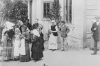 Fotografi från samlingen Gellivararesan 1890. Text på baksidan: På återresan från Gellivara den 14 juli 1890. Vid Nattavara station.