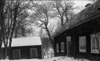 Brygghuset vid mangårdsbyggnaden i den blivande hembygdsgården,
Råby i Simtuna socken.