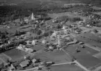 Flygfoto över Boda Kyrkby, Rättvik 1960.