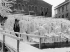 Holmens papperbruk i början av 1890-talet. Motala ström infrusen.