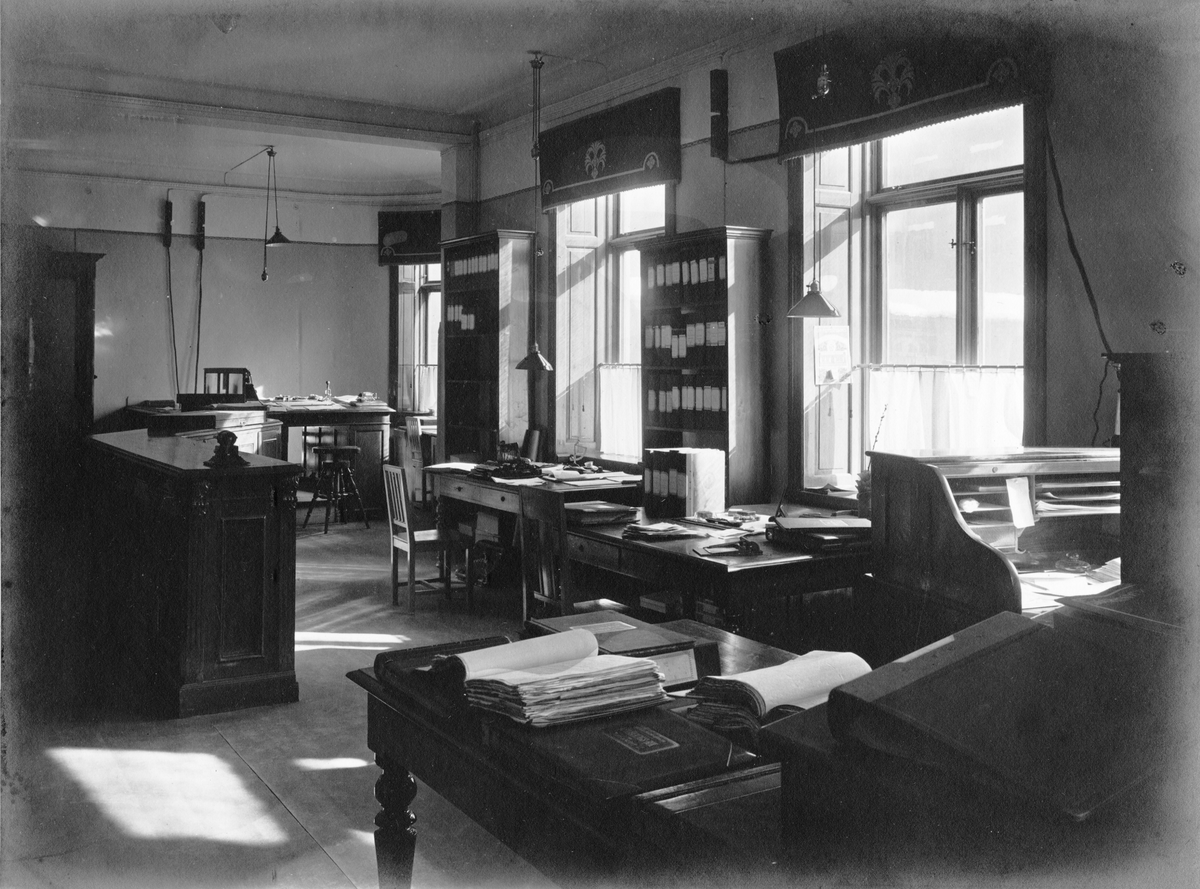 AB Stockholms Glödlampfabrik på Ringvägen 98 i Stockholm, 1917. Bokföringsavdelningen.