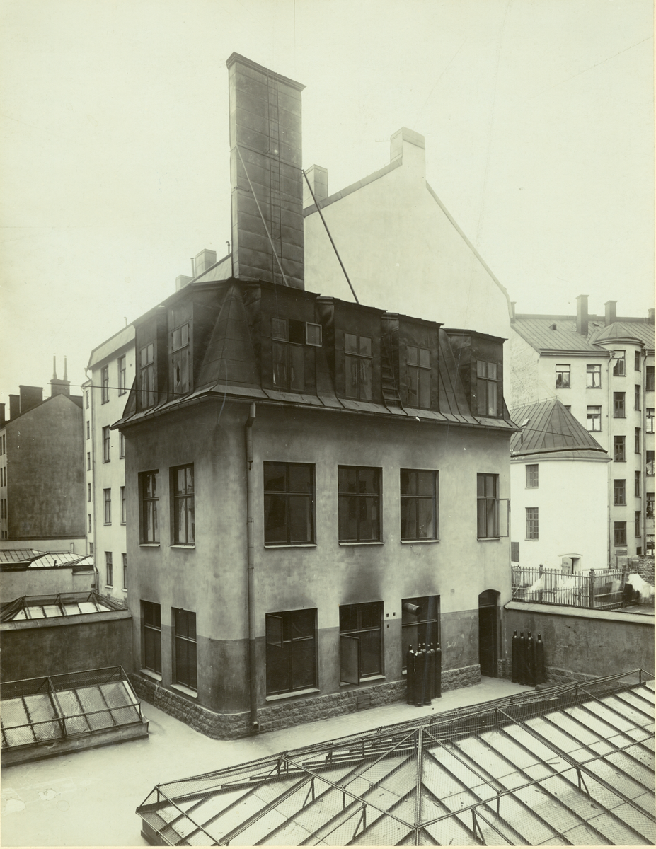 Exteriör från glödlampfabriken på Blekingegatan 63 i Stockholm.
