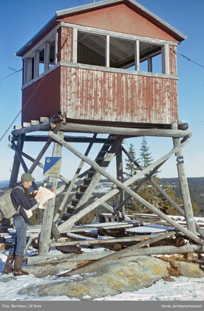 Utsiktstårn på Kolleren, 689 m.o.h. i Lunner kommune. Tårnet er senere revet