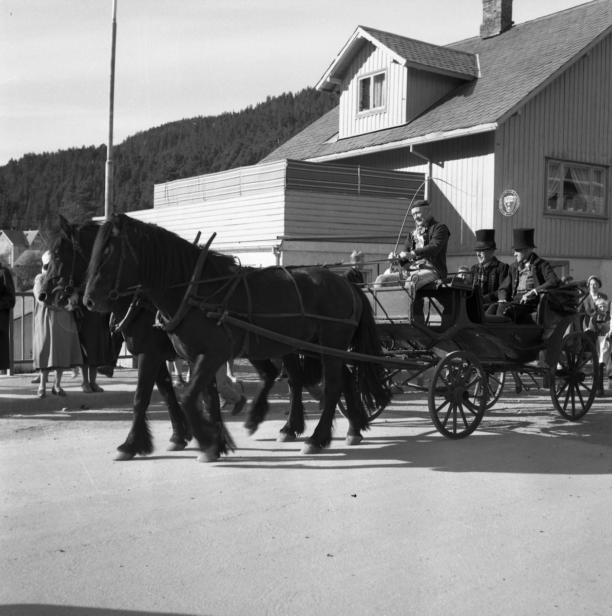 Motiv frå museet i forbindelse med bufarsdag osv.  i 1960.
