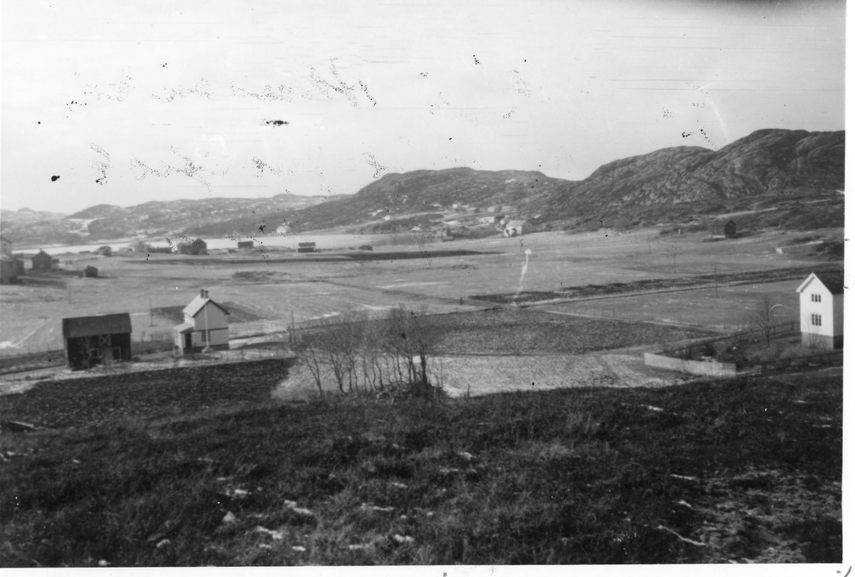 Utsikt over Fjellvær fra Kartholmhaugen, Hitra