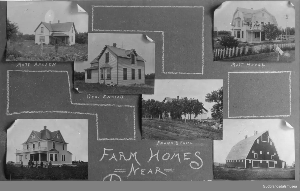 "Farm homes near Pekin, ND" Samling av bilete av hus/låver til utvandrarar nær Pekin, Nord-Dakota.