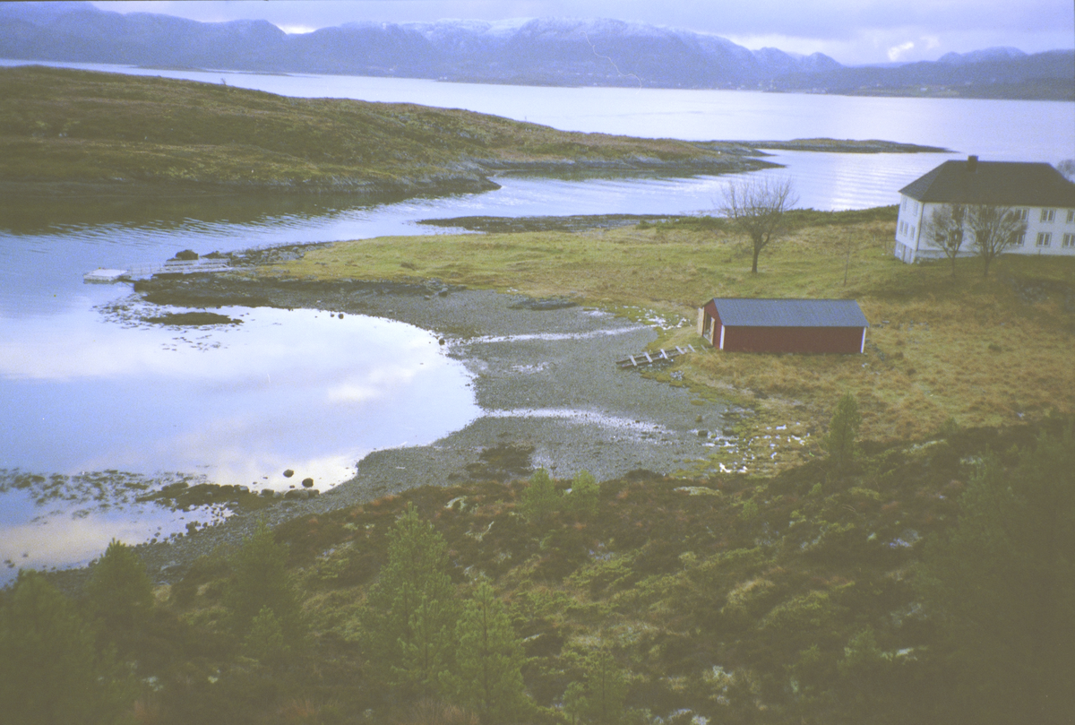 Naustet og kaia på Aunøya, Sandstad, Hitra