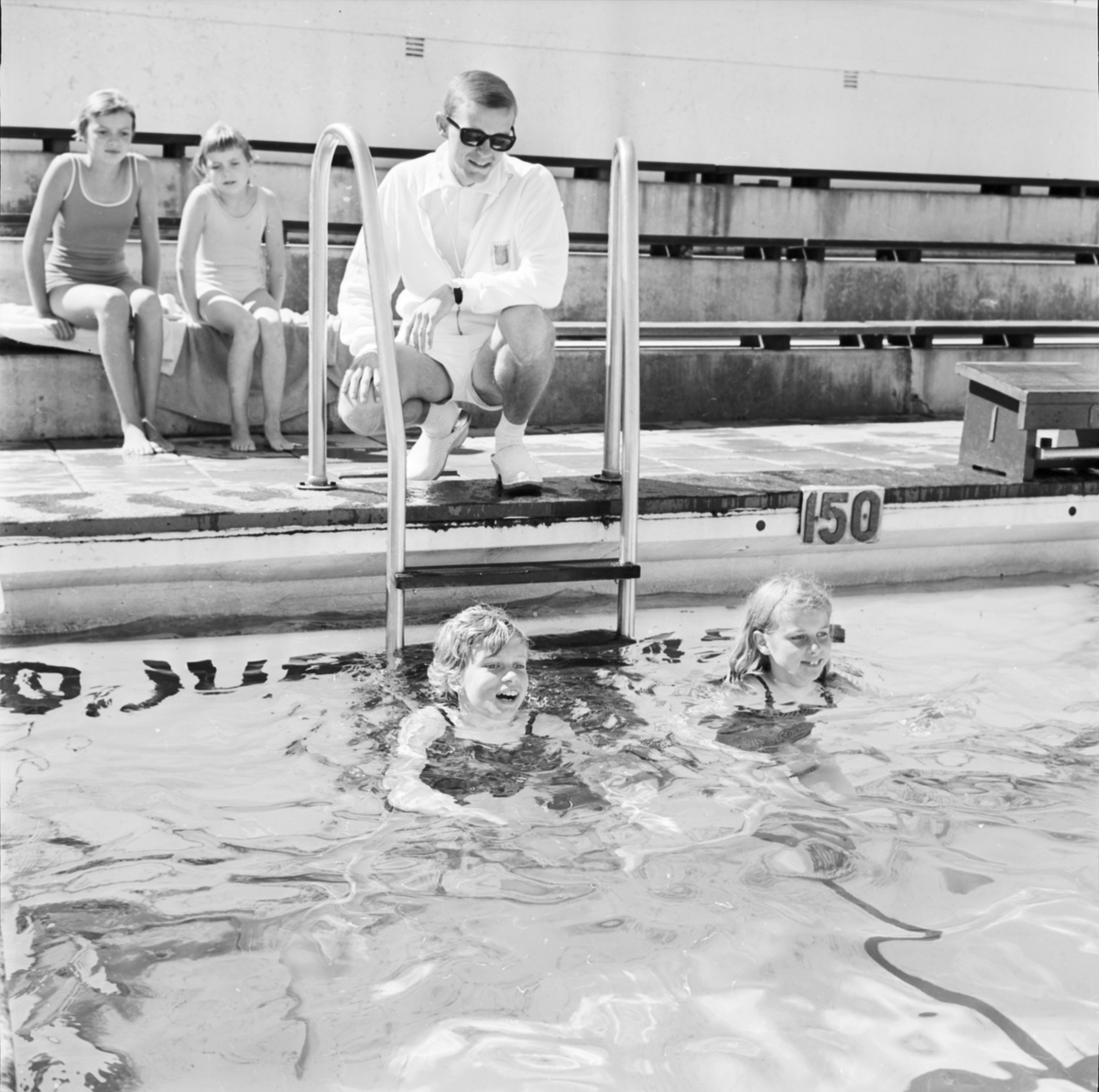 "500 simborgare vid Fyrisbadet", Uppsala 1965