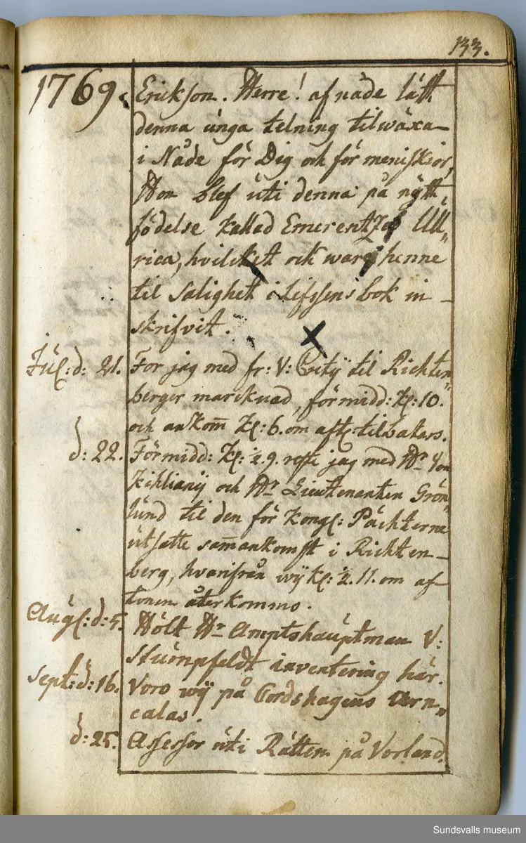 Dagbok skriven av Anders Modée (1732–1800). Modée gjorde militär karriär och avslutade som kapten vid sitt avsked 1768. 
Anteckningar är bland annat från hans tjänstgöring i det pommerska kriget (1758–1760).

I slutet av boken finns anteckningar från 1834–1840, av okänd hand.