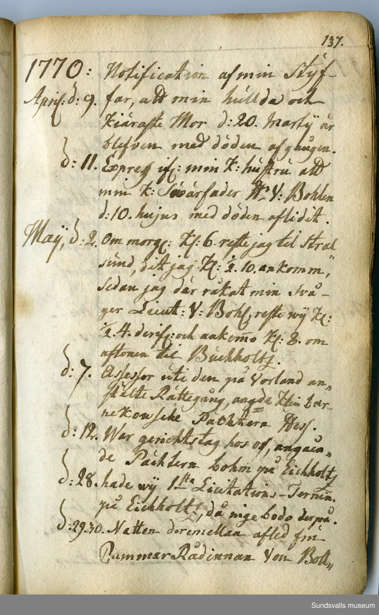 Dagbok. Anders Modée (1732-1800)

Anders Modée föddes i Stockholm. Han gjorde militär karriär och avslutade som kapten 1768. 
Anders Modée bosatte sig i Sundsvall där han arbetade som bränneriinspektor och förvaltare. Han avled i Tuna (Y).
Anteckningarna är bland annat från hans tjänstgöring i det pommerska kriget (1758–1760). I slutet av boken finns anteckningar från 1834–1840, av okänd hand.

Se länkad fil för komplett dagbok