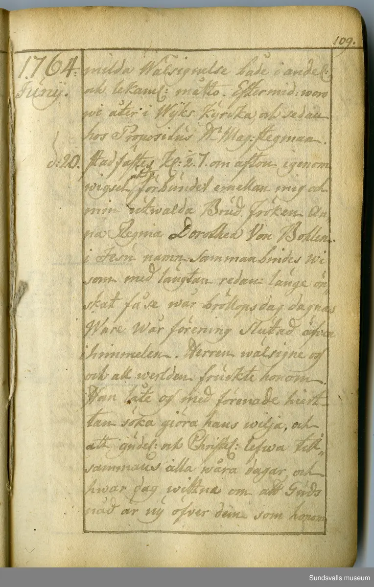 Dagbok. Anders Modée (1732-1800)

Anders Modée föddes i Stockholm. Han gjorde militär karriär och avslutade som kapten 1768. 
Anders Modée bosatte sig i Sundsvall där han arbetade som bränneriinspektor och förvaltare. Han avled i Tuna (Y).
Anteckningarna är bland annat från hans tjänstgöring i det pommerska kriget (1758–1760). I slutet av boken finns anteckningar från 1834–1840, av okänd hand.

Se länkad fil för komplett dagbok