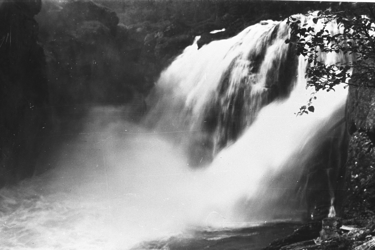 Rjukandefoss (Rukanfossen), Hemsedal.