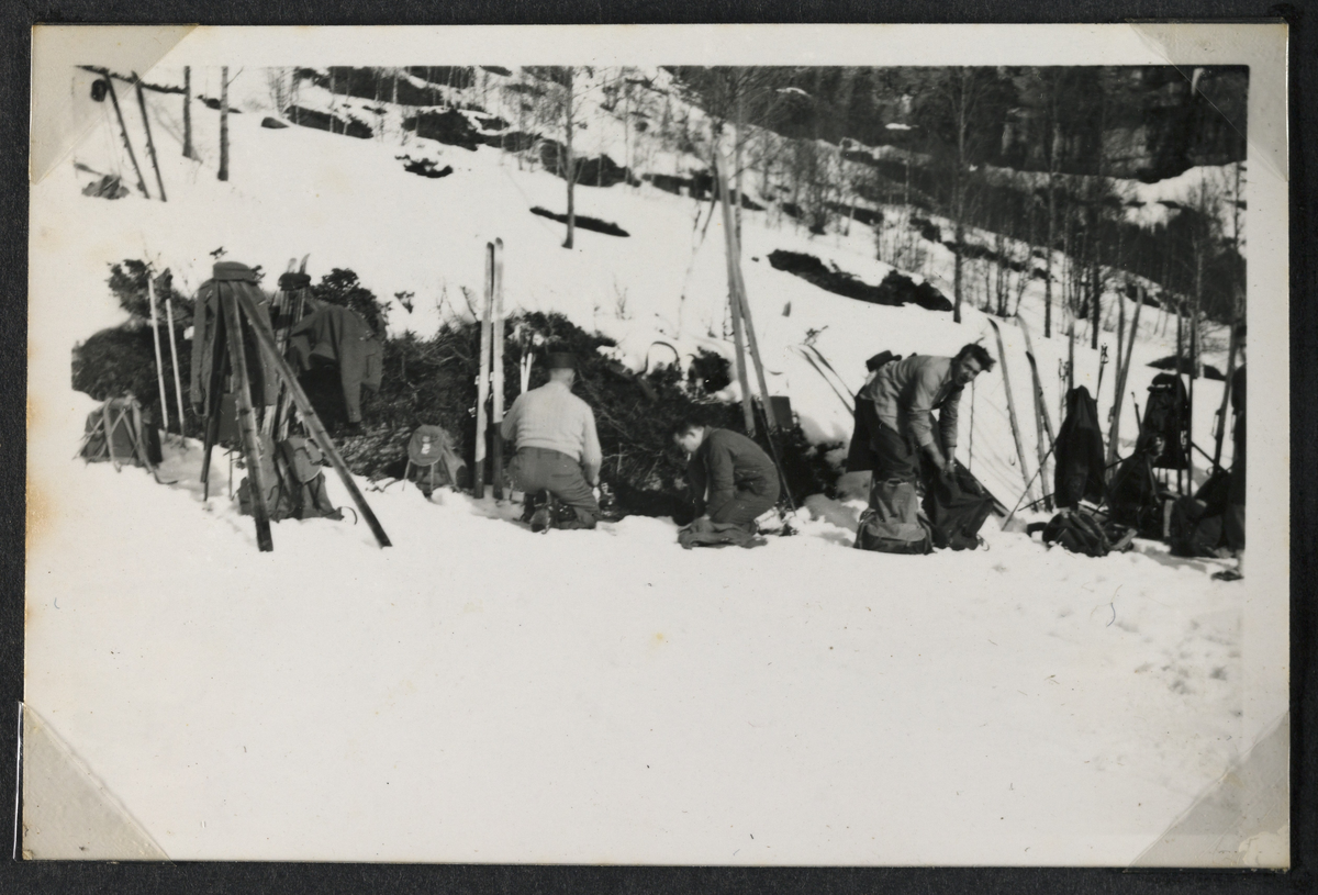 Soldater i Heimevernet på ski, feltøvelse.