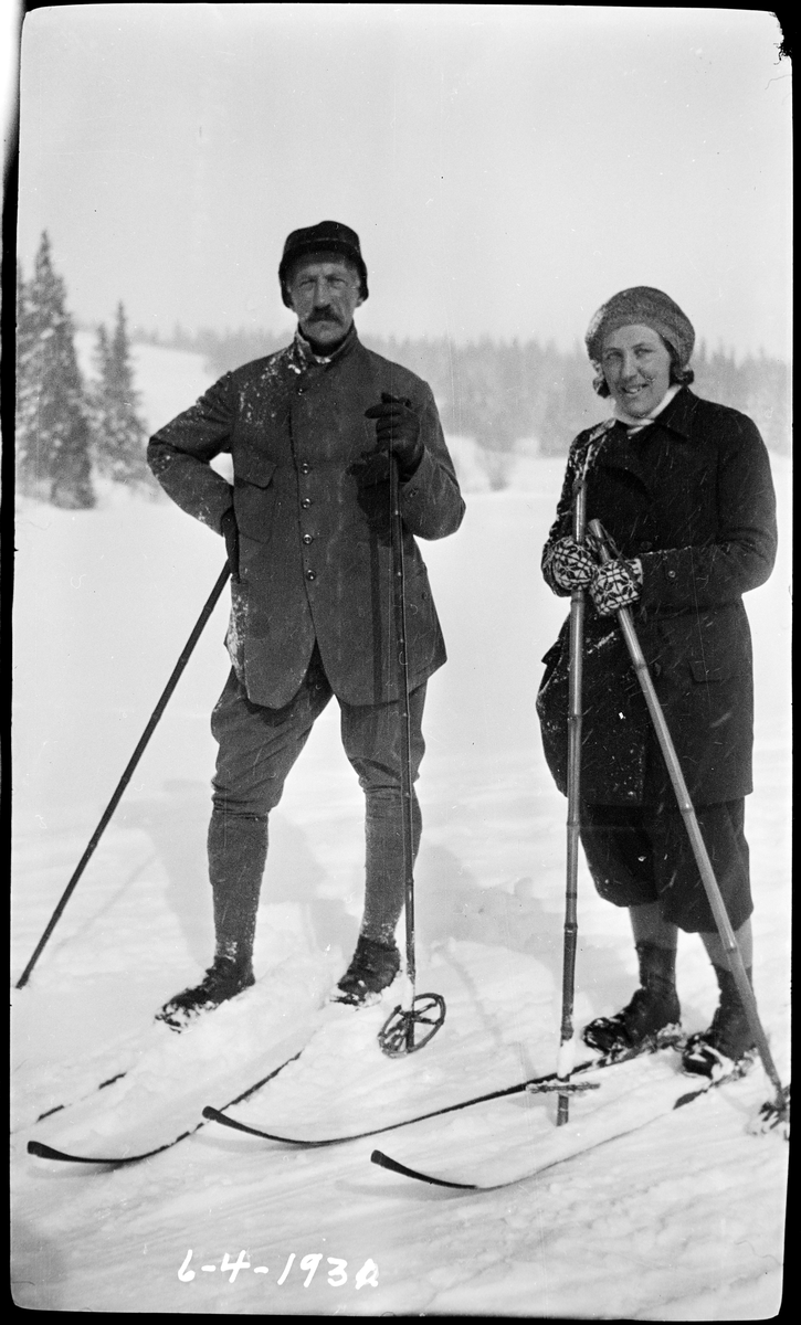 Personer på skitur