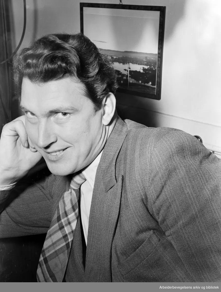 Fotograf Thorbjørn "Timmie" Skotaam. November 1951.