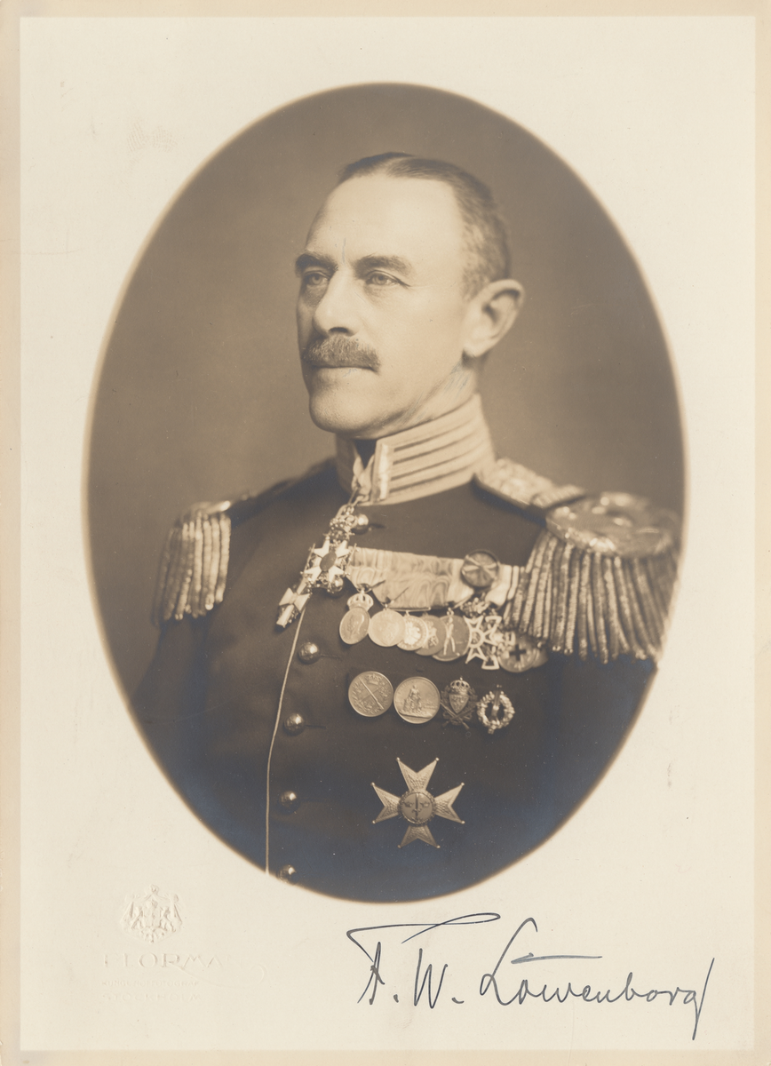 Porträtt av överste Fredrik Löwenborg.