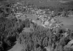 Flygfoto över Hedby, Leksand 1960.