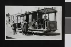 Kvinnenes avdeling på trikken i Teheran