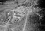 Flygfoto över Lima kyrka, Malung 1962.