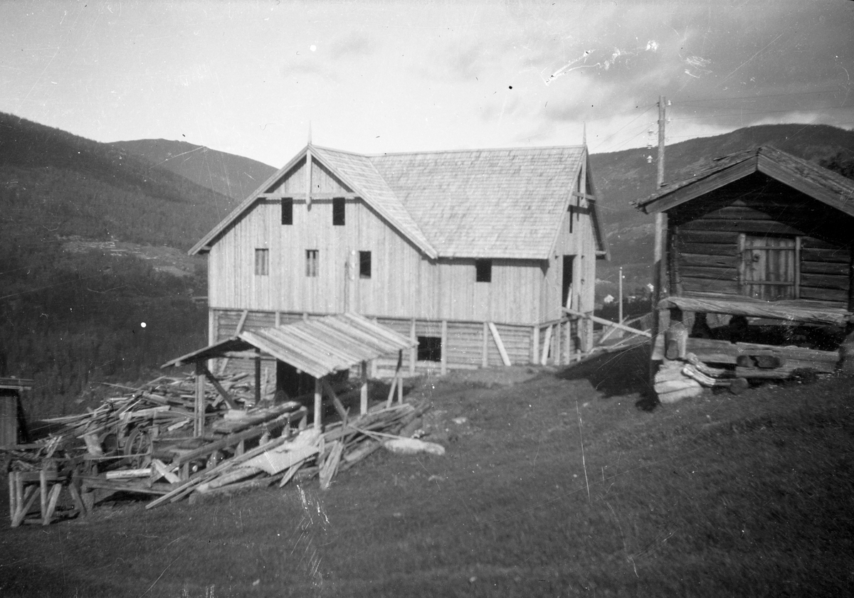 En samling bilder av familien Jonsjord

Fotosamling etter Øystein O. Jonsjords (1895-1968), Tinn.