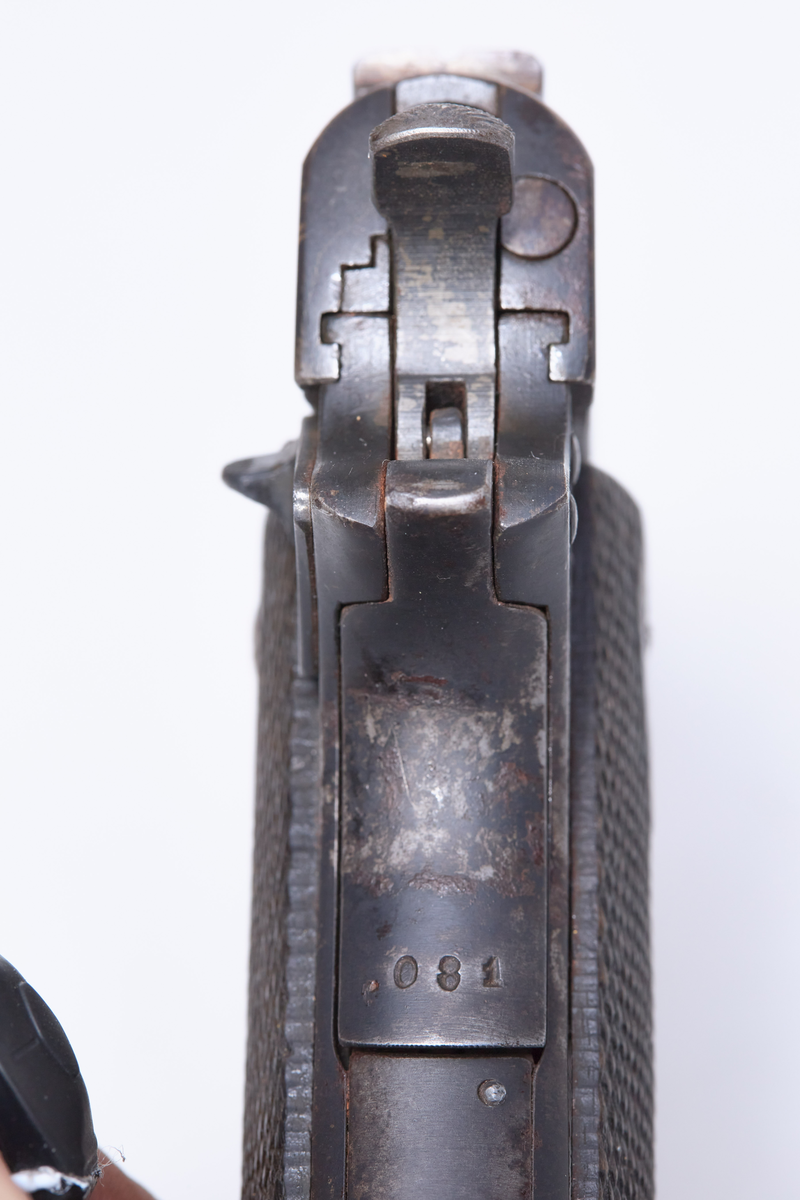 Pistol M/1914.