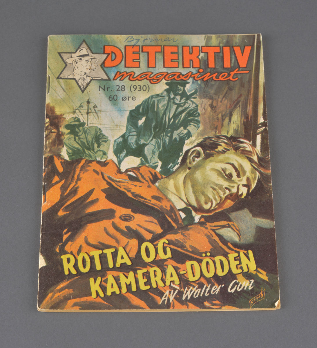Blad for barn og ungdom. 
Detektivmagasinet  med tittel: Rotta og kamera-døden