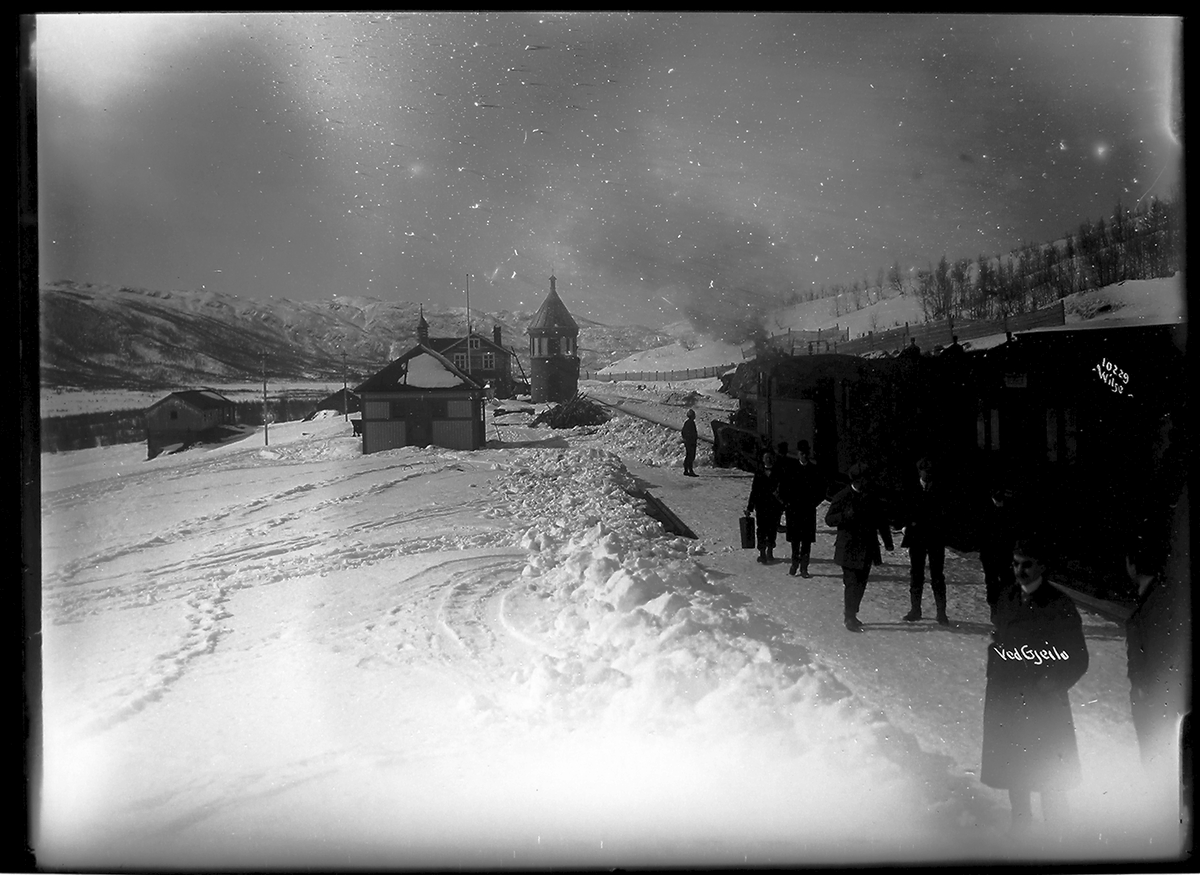 Prot: Ved Gjeilo Station