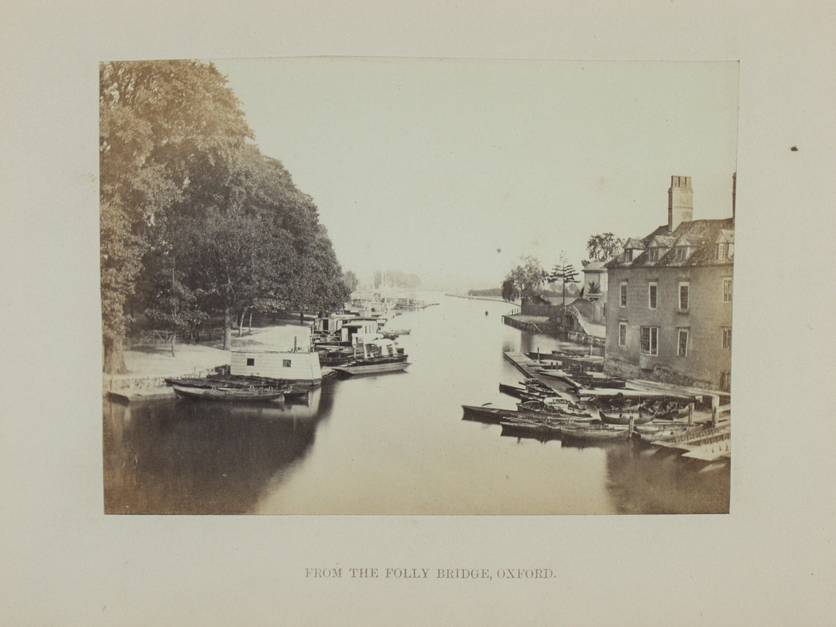 Bok med innlimte albuminfotografier fra elven Thames. Fotografert av Frances Frith. Den første utgaven av boken var illustrert med over 300 tresnitt, mens denne utgaven kom med 15 fotografier på 10 x 14 cm, og et ovalt fotografi på bokens omslag. Publisert av Aldred W. Bennett. virtue & Co. i 1869 kom 2. utg., men den gang publisert av Cassell, Petter and Galphin i London.