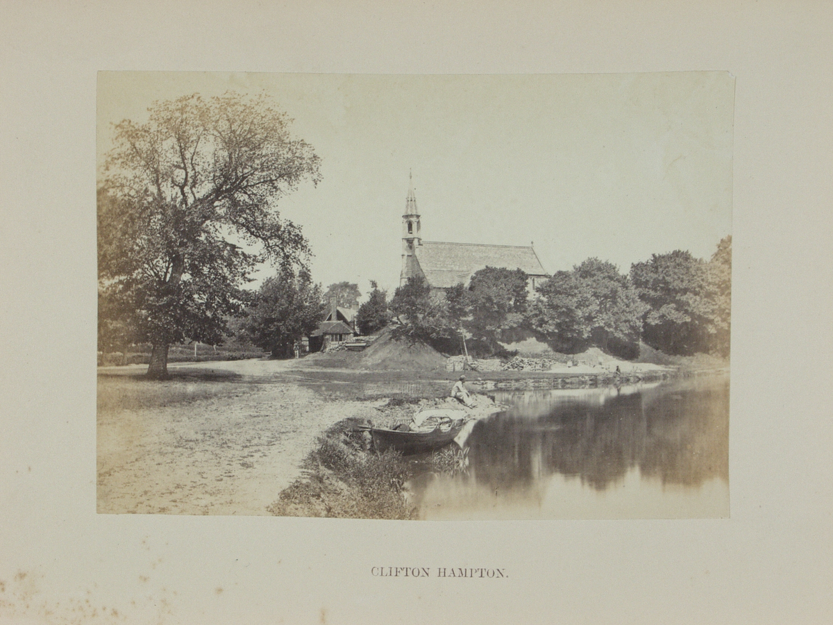 Bok med innlimte albuminfotografier fra elven Thames. Fotografert av Frances Frith. Den første utgaven av boken var illustrert med over 300 tresnitt, mens denne utgaven kom med 15 fotografier på 10 x 14 cm, og et ovalt fotografi på bokens omslag. Publisert av Aldred W. Bennett. virtue & Co. i 1869 kom 2. utg., men den gang publisert av Cassell, Petter and Galphin i London.