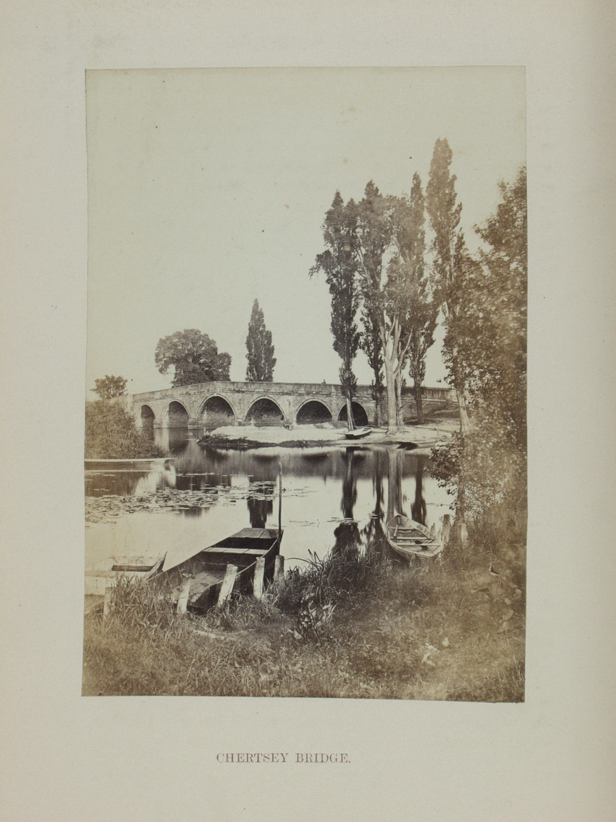 Bok med innlimte albuminfotografier fra elven Thames. Fotografert av Frances Frith. Den første utgaven av boken var illustrert med over 300 tresnitt, mens denne utgaven kom med 15 fotografier på 10 x 14 cm, og et ovalt fotografi på bokens omslag. Publisert av Aldred W. Bennett. virtue & Co. i 1869 kom 2. utg., men den gang publisert av Cassell, Petter and Galphin i London.