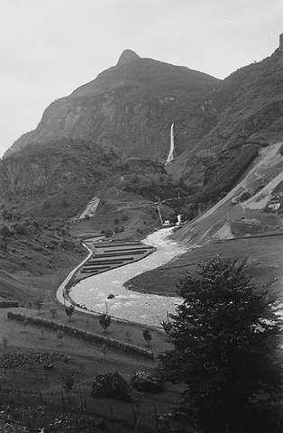 Prot: Flåm Rjurondefoss