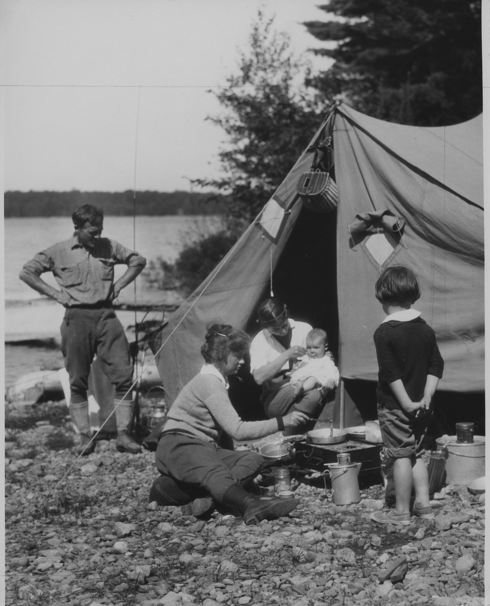 Camping. Annonsbild USA "Upp till camping!"