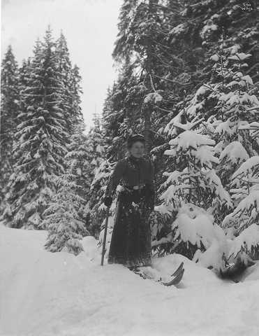 Prot: Paa Ski fru Møller Mars 1902