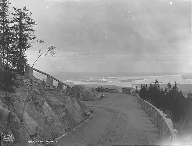 Prot: Utsikt fra Voksenkollen Sanator. mot Bundefjord Juni 1902