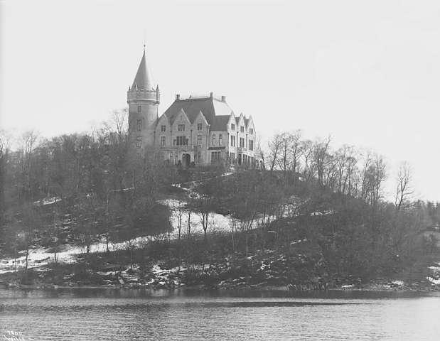Prot: Bergen - Chr. Michelsens Villa ved Fjøsanger 22/4 1908