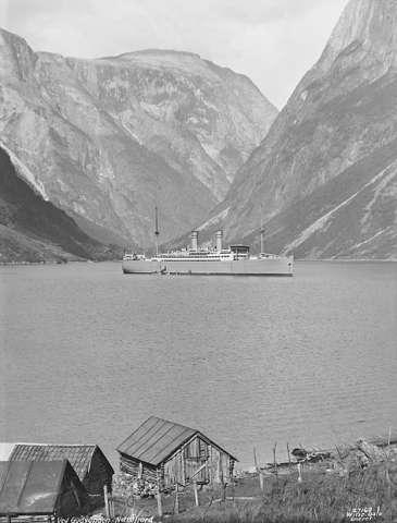 Prot: Stavangerfjords Nordkaptur - Gudvangen