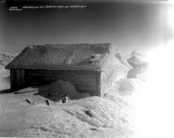 Prot: Jotunheimen Vinter - Galdhøpiggen, Lars Sulheims hytte