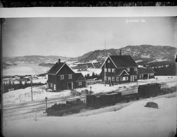 Prot: Hjuksebø station