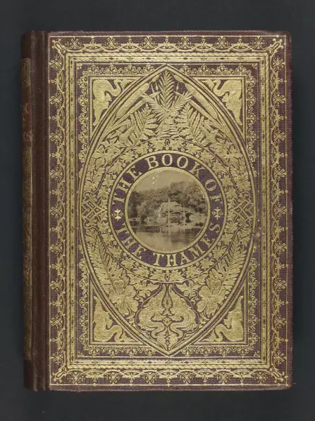 Bilde av forsiden på boka.