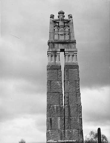 Prot: Hedemark - Magnor, fredsmonumentet