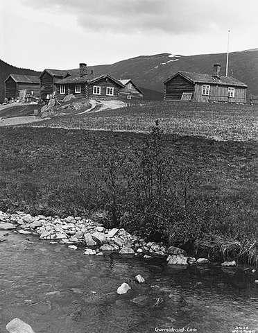 Prot: Vågå - Garmotræet, Hamsuns fødested