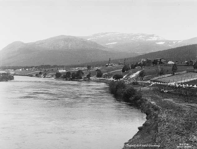 Prot: Østerdalen, Kvikne - Trondfjeld med Glomma fra Atna