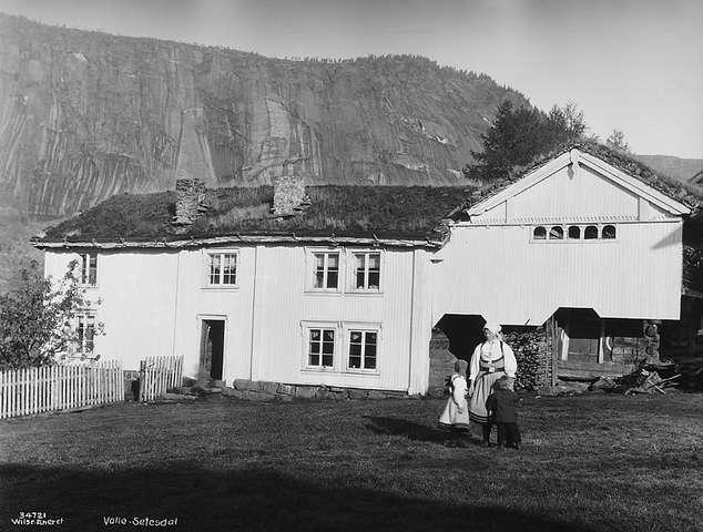 Prot: Setesdal - Valle, Setesdalsgaard