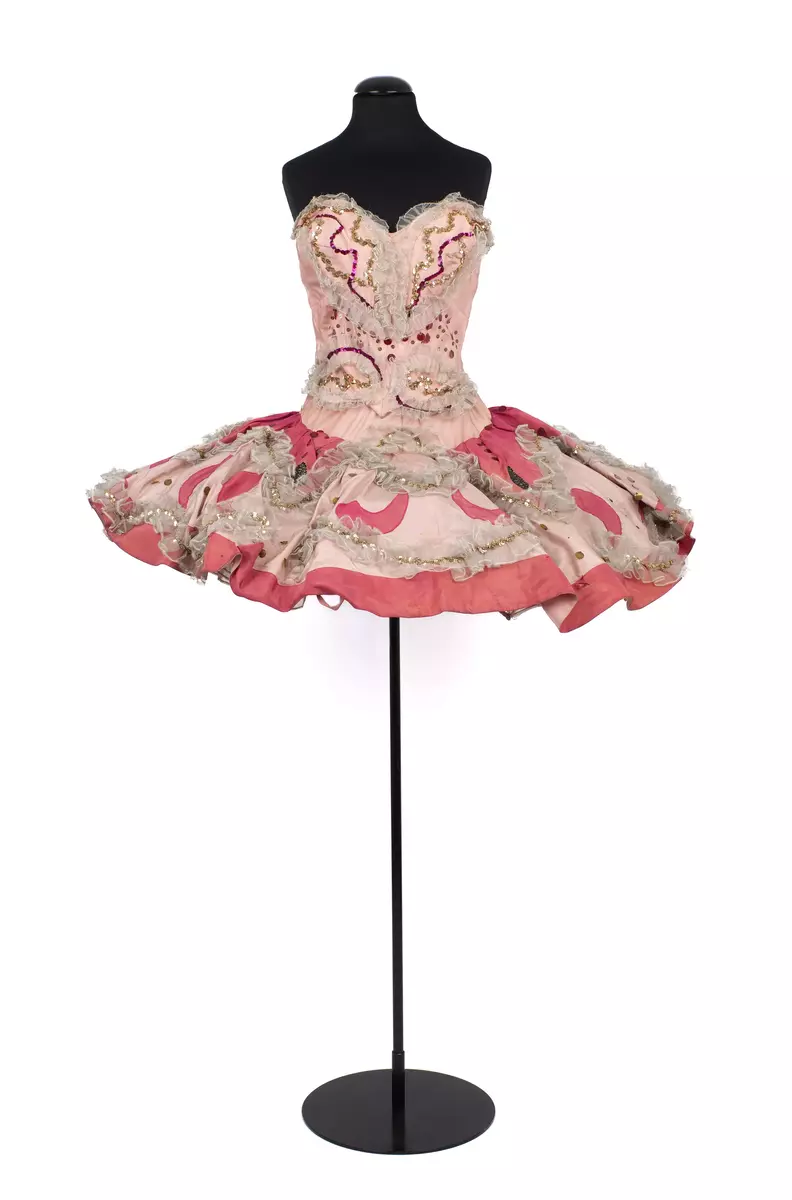 Tutu använd i uppsättningen ”Gala Performance".
