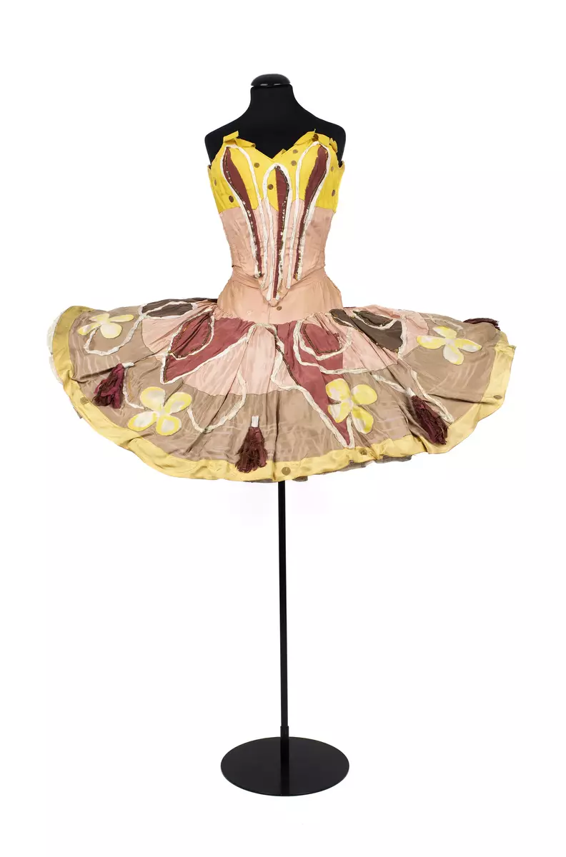 Tutu använd i uppsättningen ”Gala Performance".
