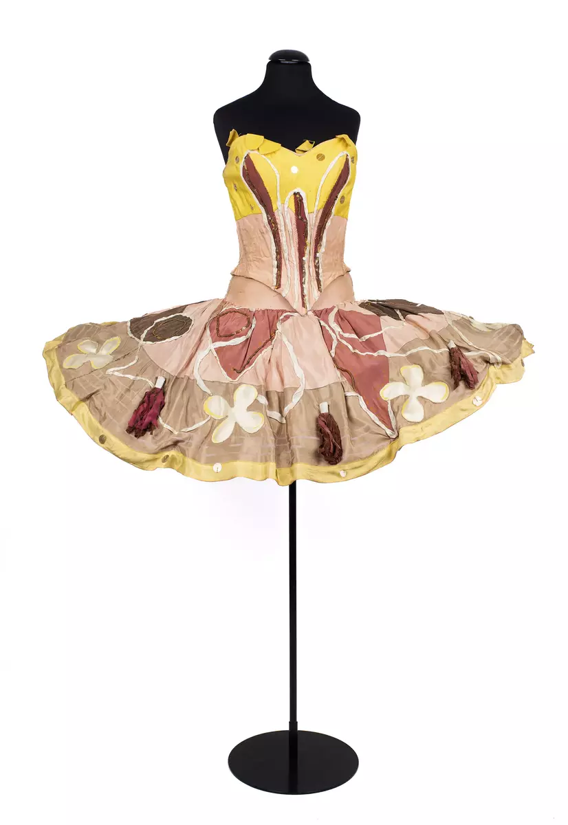 Tutu använd i uppsättningen ”Gala Performance".
