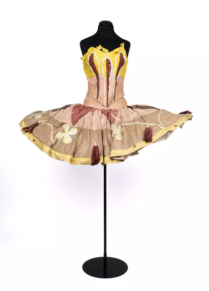 Tutu använd i uppsättningen ”Gala Performance".
