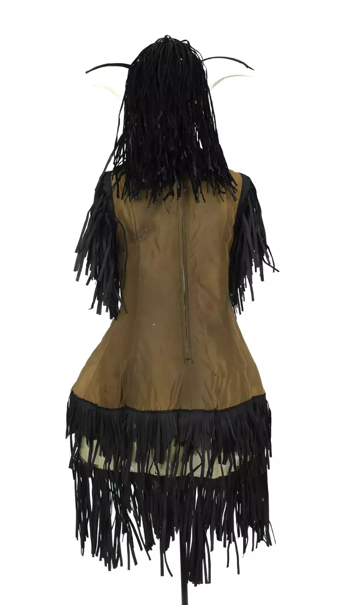 Huvudbonad använd i uppsättningen ”Riter”.