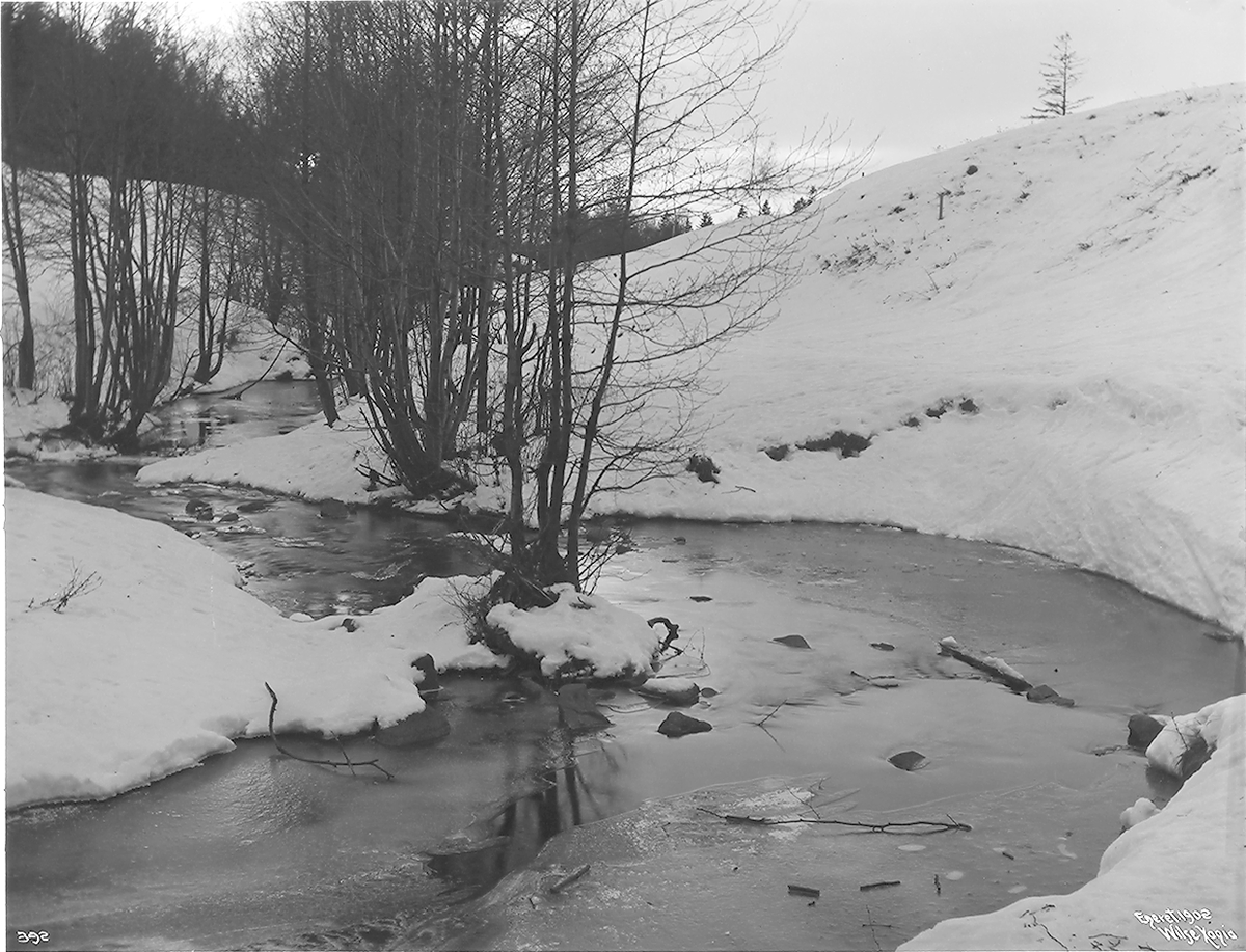 Prot: Frognerelven med Hovedgaard Jan.1902